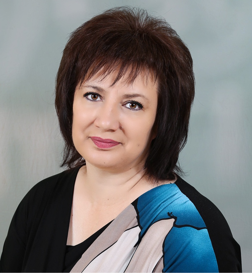 Коломойцева Юлия Васильевна.