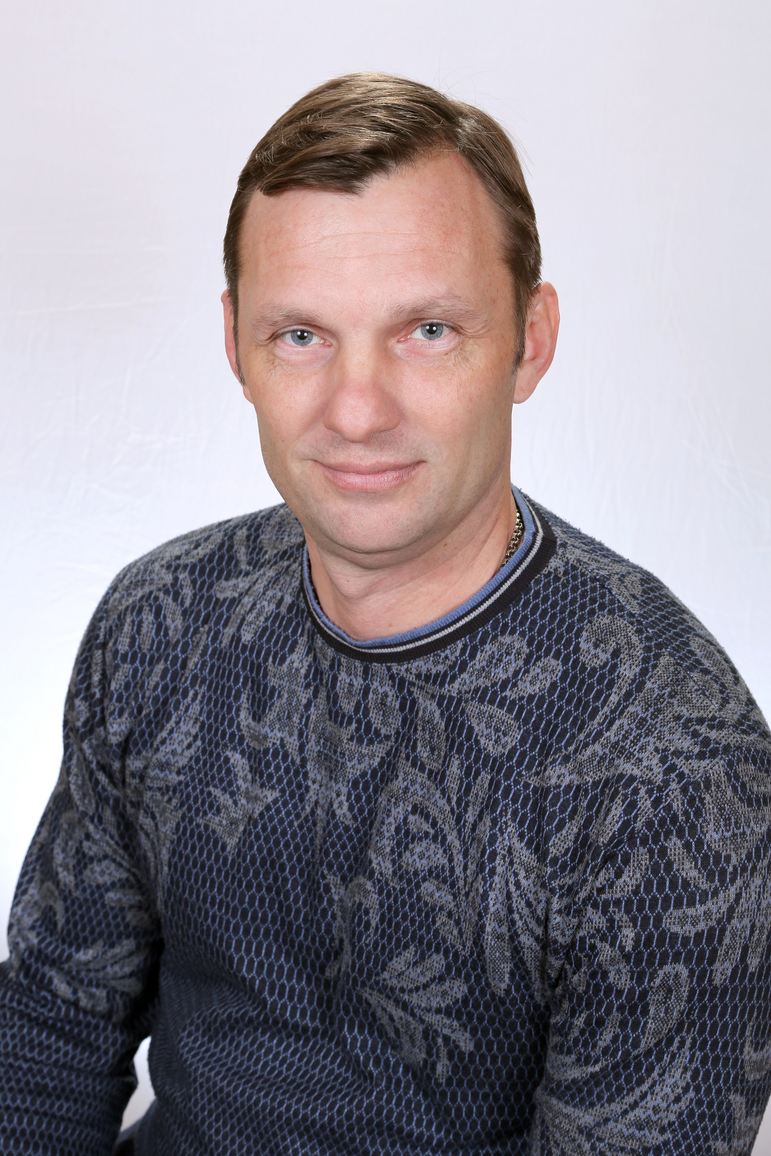 Светличный Александр Иванович.